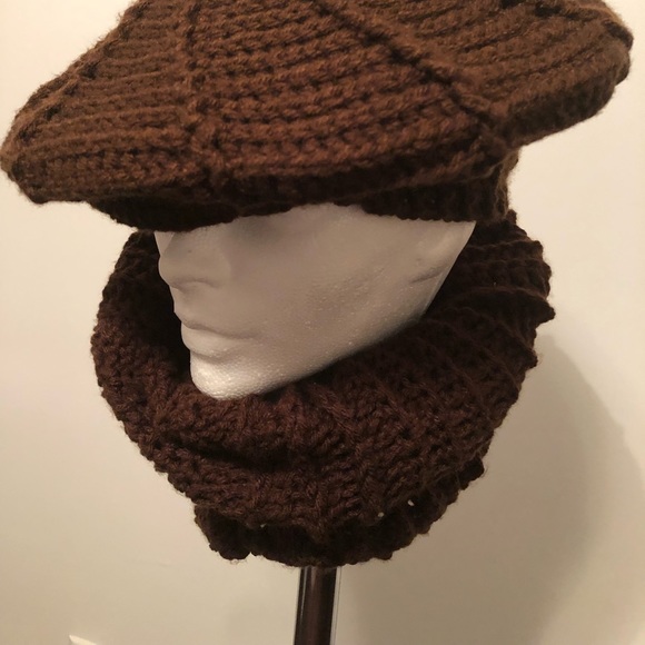 Classic Handmade Crochet Hat Set. - Picture 2 of 8